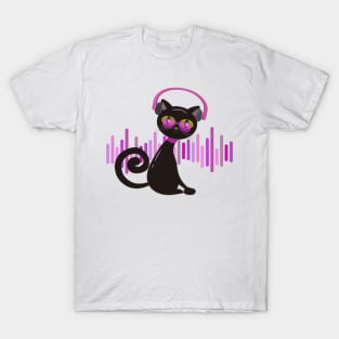 Scratchy - The DJ cat T-Shirt